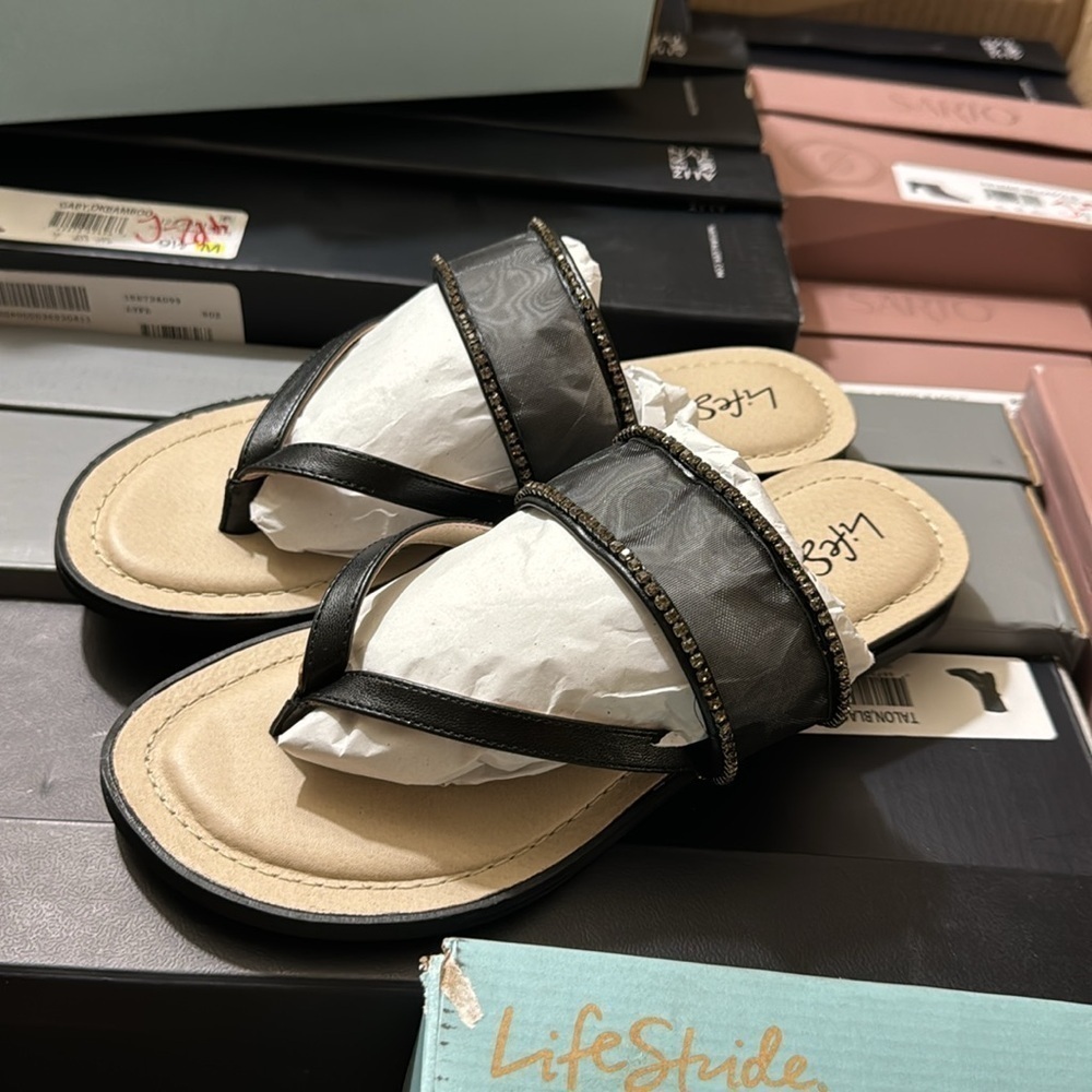 LifeStride Radiant Glow Sandal (WIDE) - Picture 6 of 6